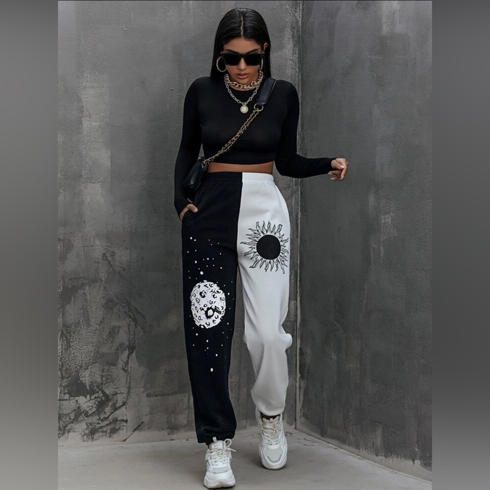 Elastic Waist Pocket Side Graphic Print Colorblock Pants